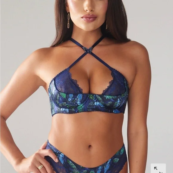 NWT Savage X Fenty Baroque Butterfly Lace Quarter Cup Bra 36B - Picture 1 of 4